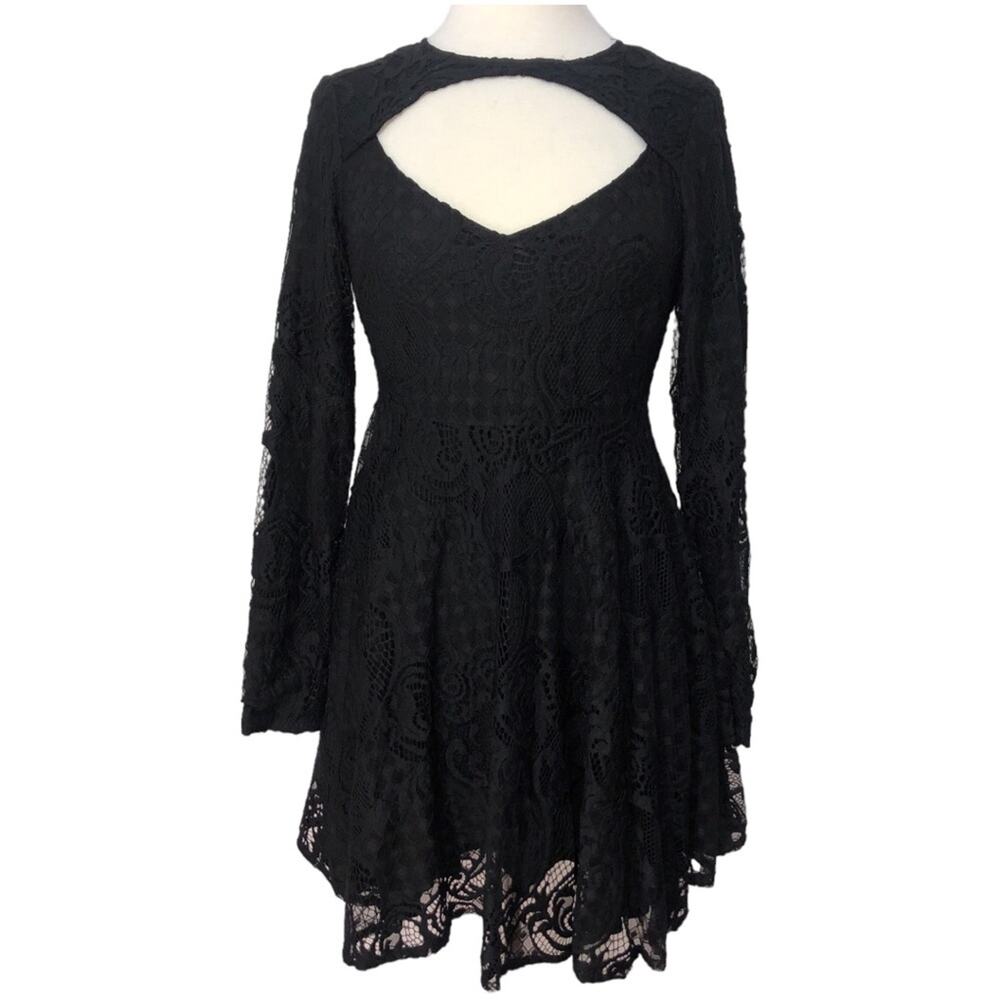 MINKPINK Heart of Glass Lace Cutout A-Line Mini Dress Medium NWT